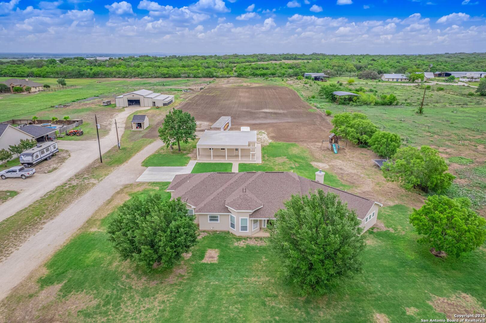 Castroville, TX 78009-3433,584 COUNTY ROAD 473