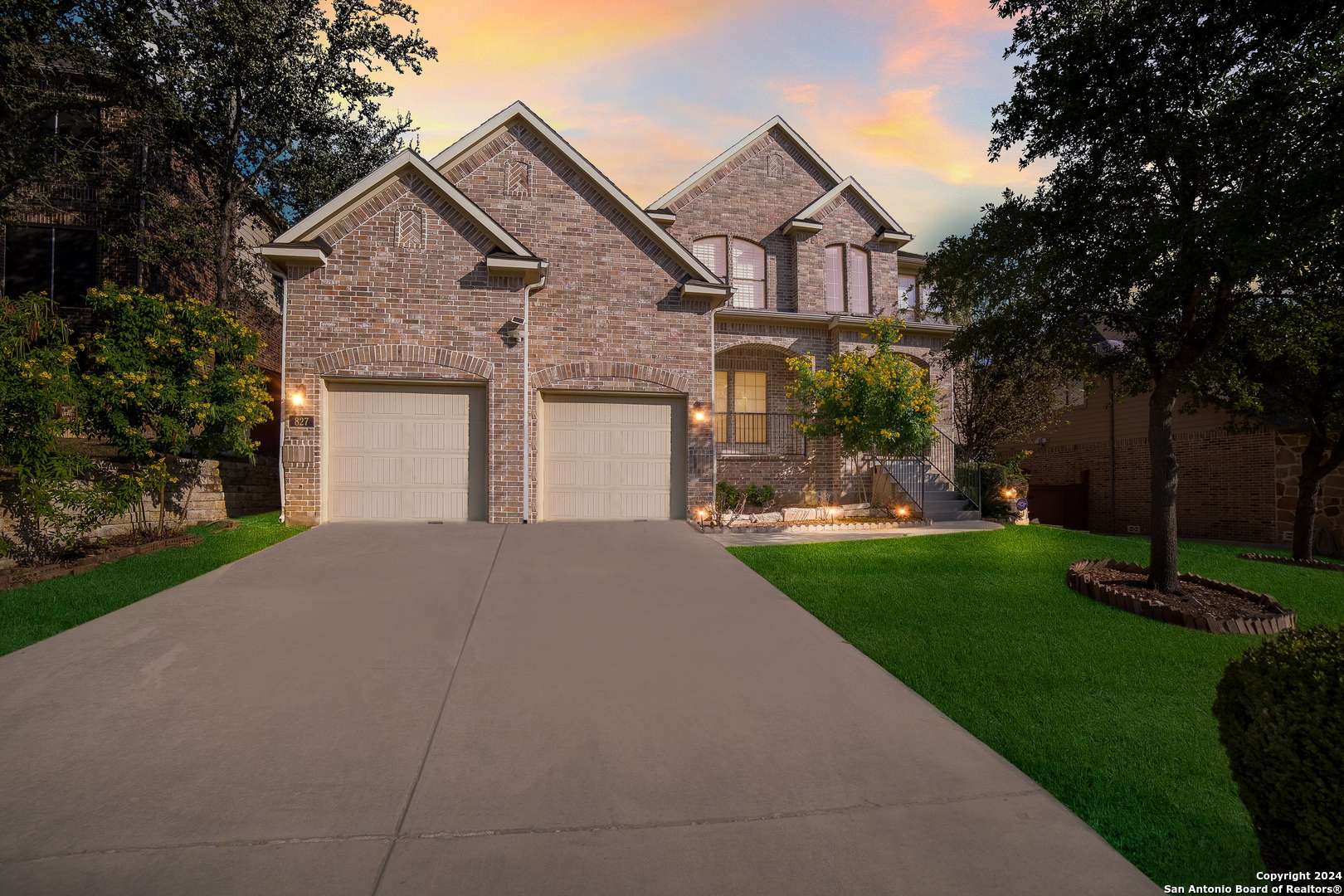San Antonio, TX 78260-4379,827 TIGER LILY