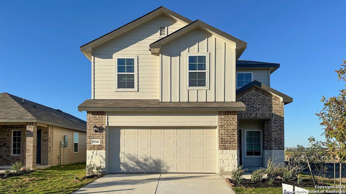 New Braunfels, TX 78130,1546 Champagne Oak