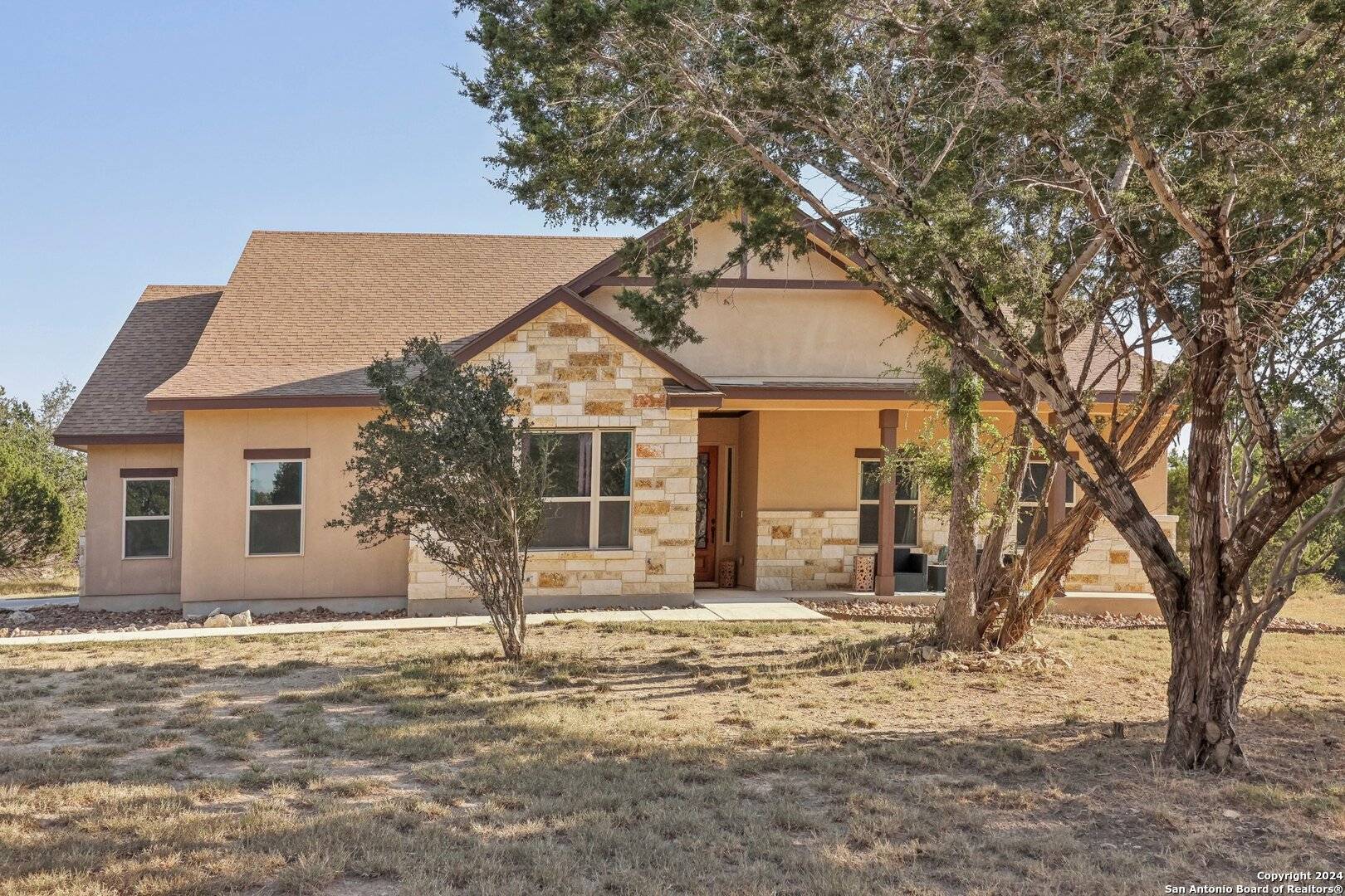 Pipe Creek, TX 78063,731 Rio Azul Dr