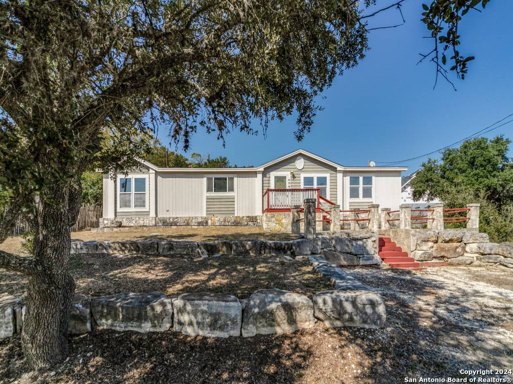 Boerne, TX 78006,404 Walnut Way