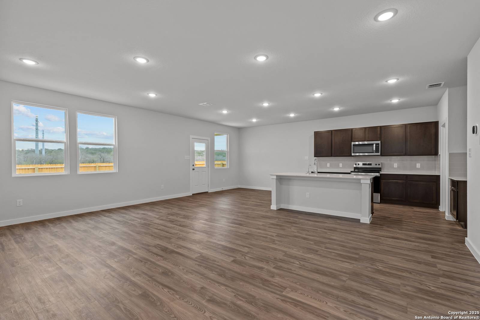 San Antonio, TX 78245,12542 Spike Heights