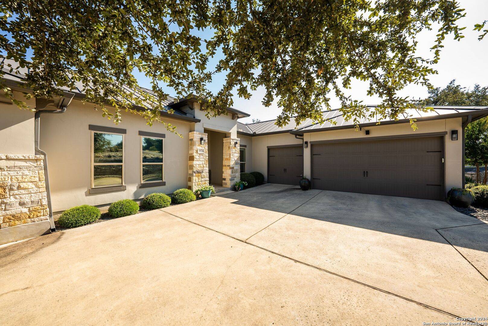 New Braunfels, TX 78132-2670,1526 VINTAGE WAY