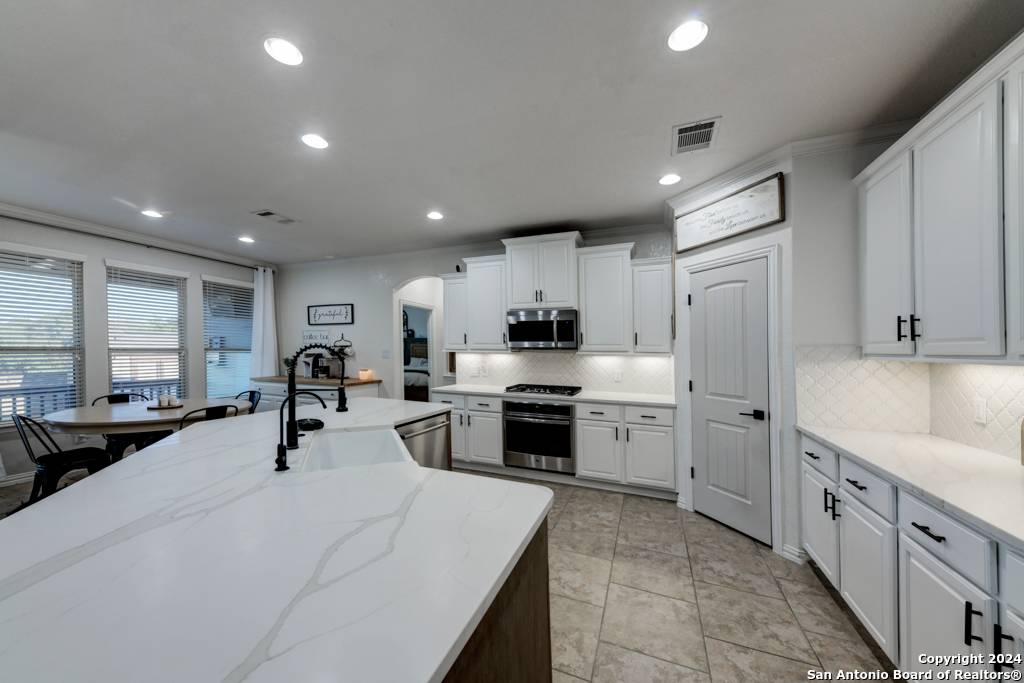 San Antonio, TX 78253-5036,4815 ISAAC RYAN