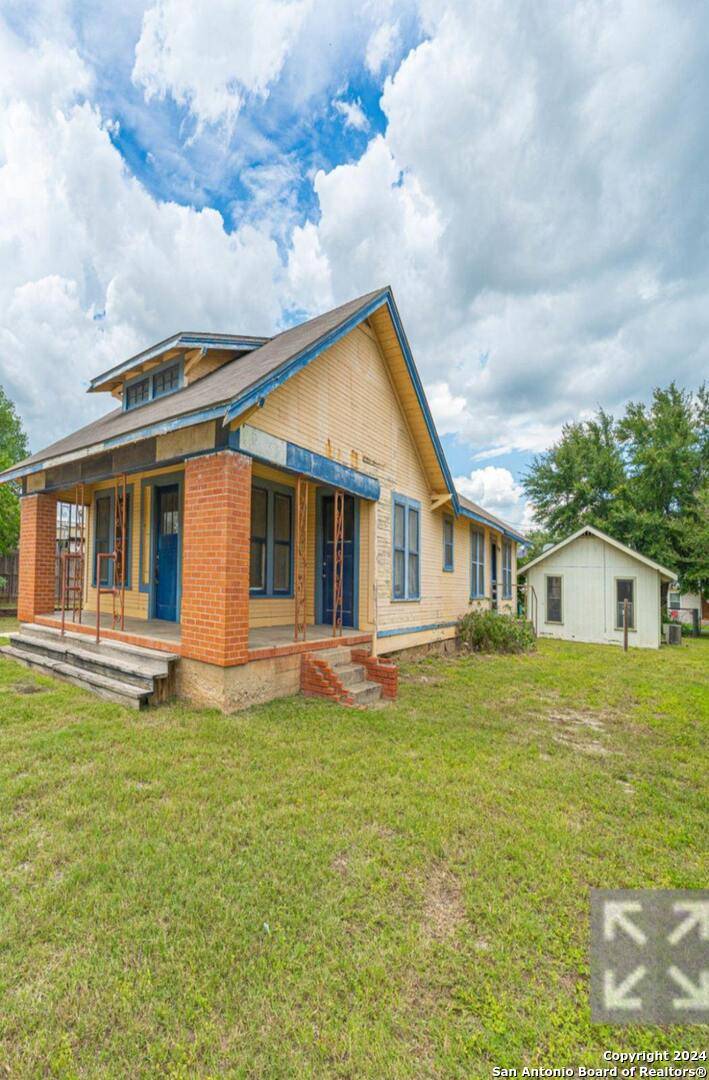 Poth, TX 78147,117 Storts