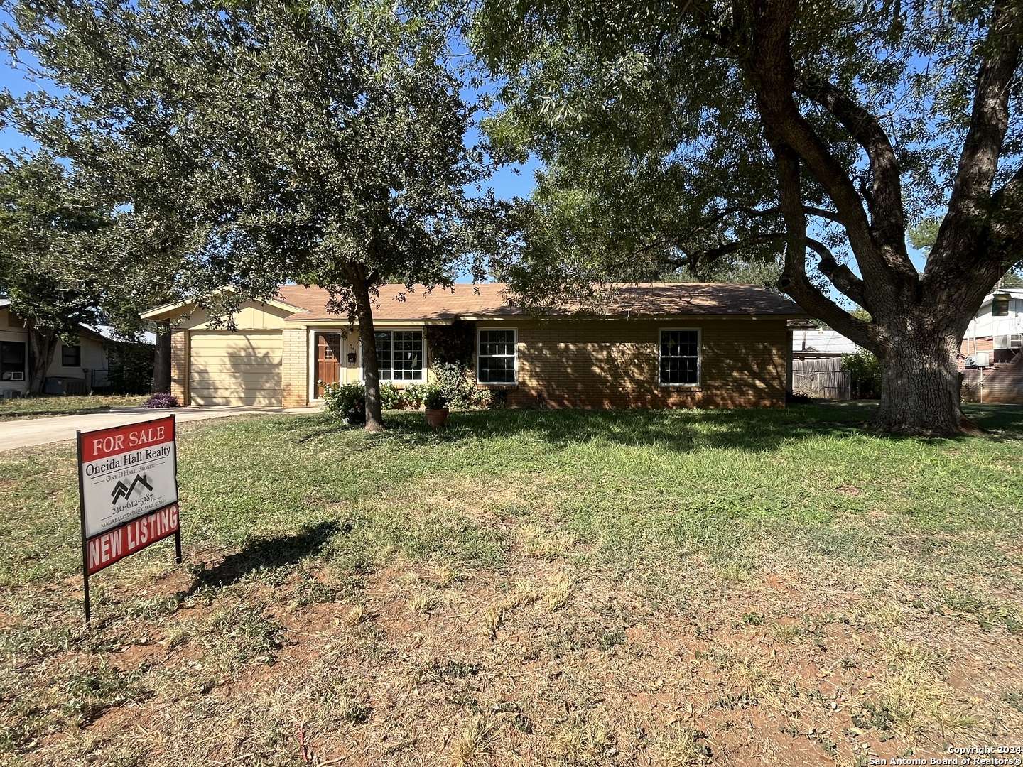 Pearsall, TX 78061,541 Margo Drive