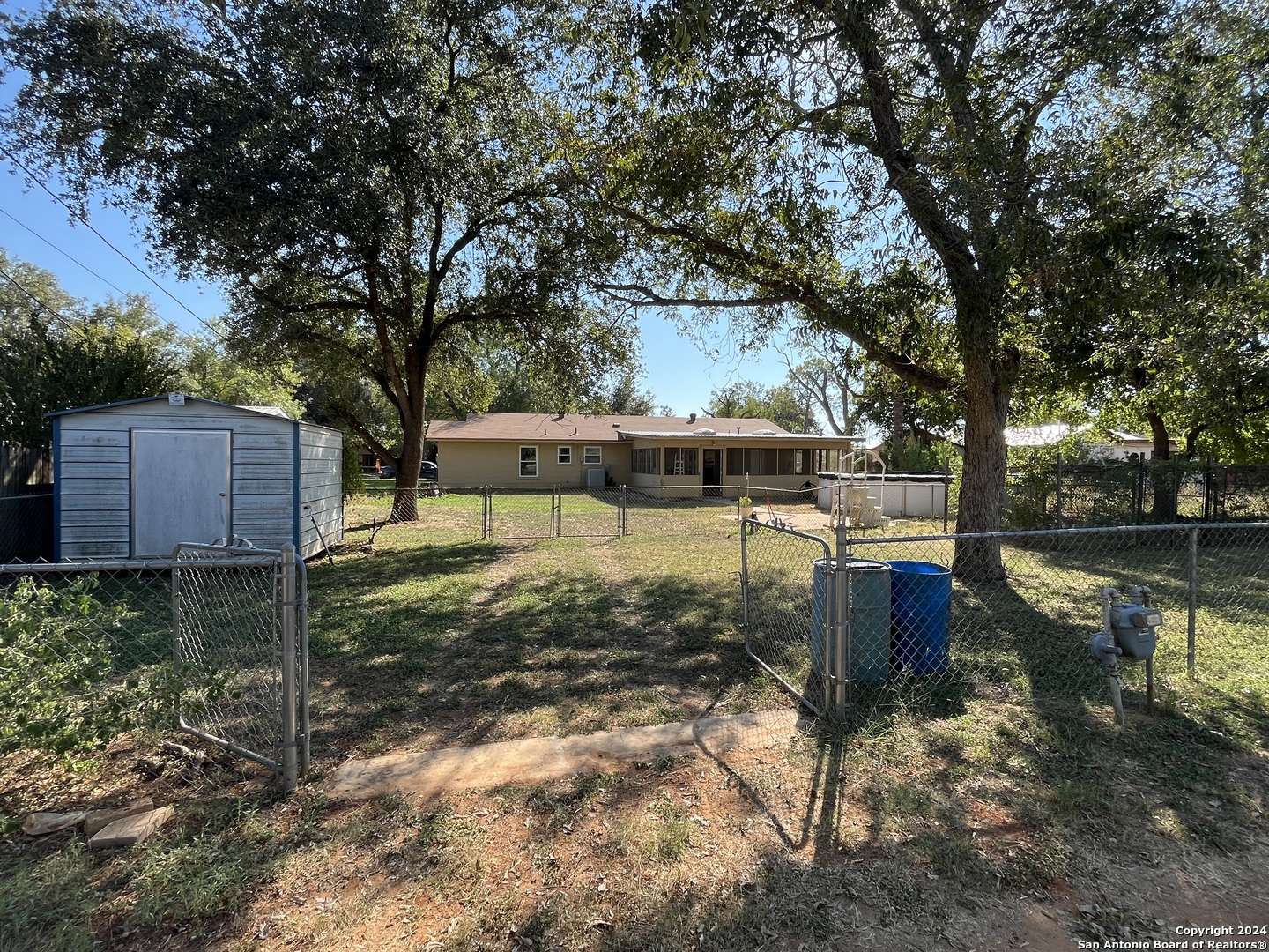 Pearsall, TX 78061,541 Margo Drive