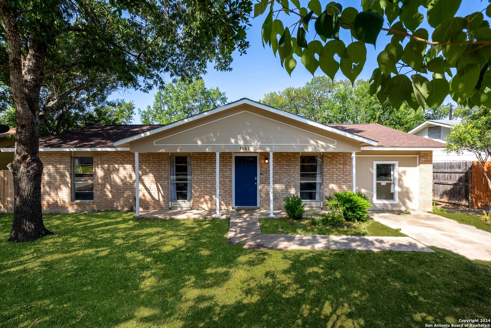 San Antonio, TX 78230,3166 Whitewing Ln