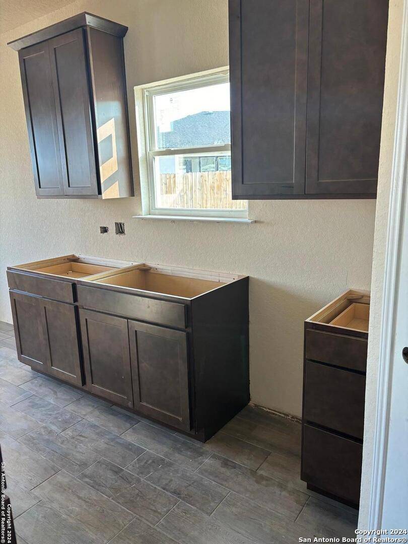Poteet, TX 78065,105 Troubadour Ln