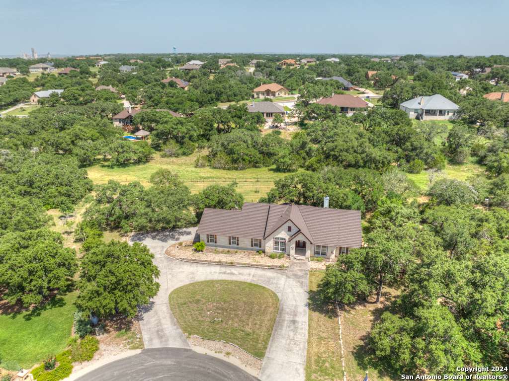 New Braunfels, TX 78132-3381,1104 BRIDLEWOOD