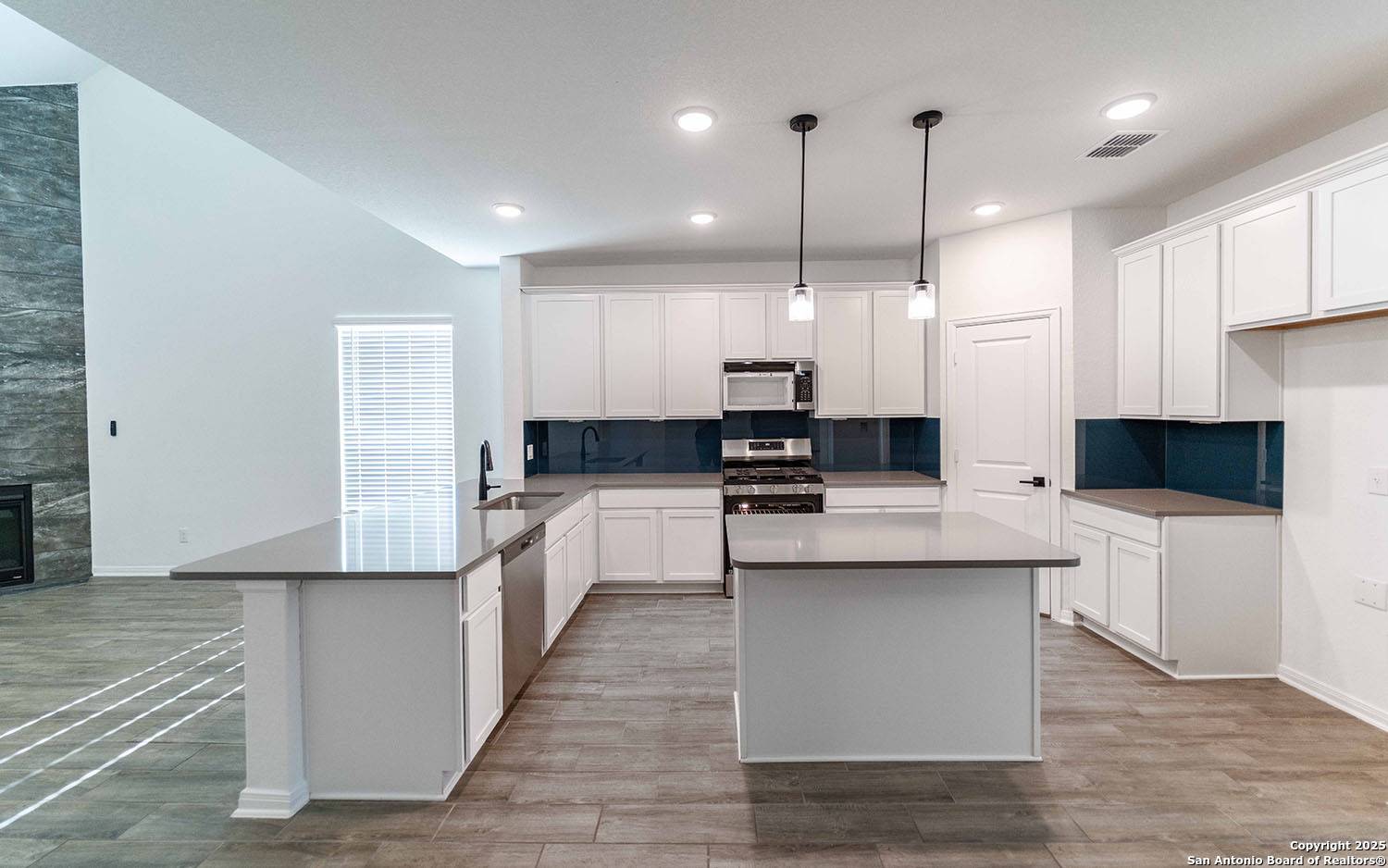 San Antonio, TX 78245,12810 Hush Drive