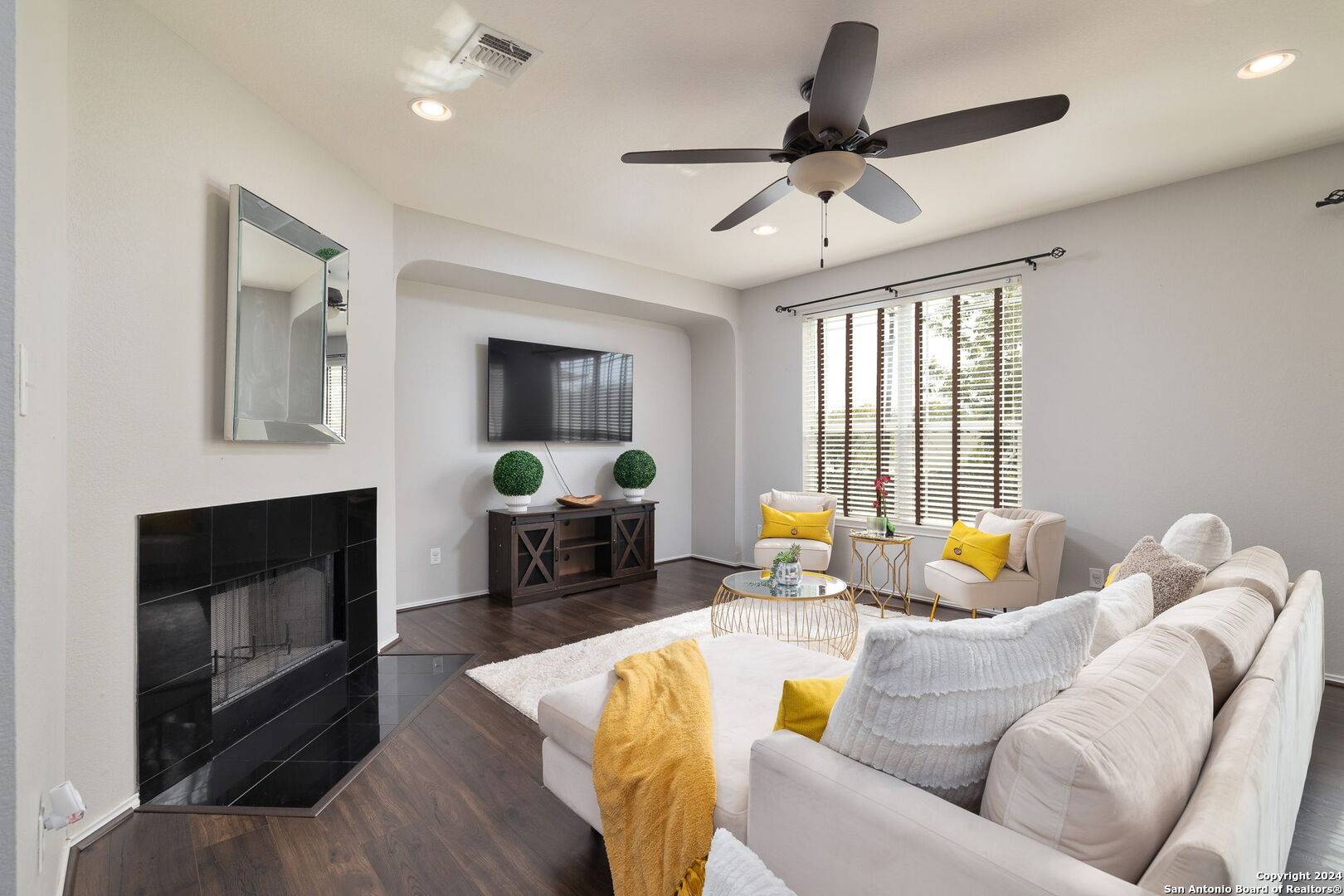 Live Oak, TX 78233,6720 Marble Lk