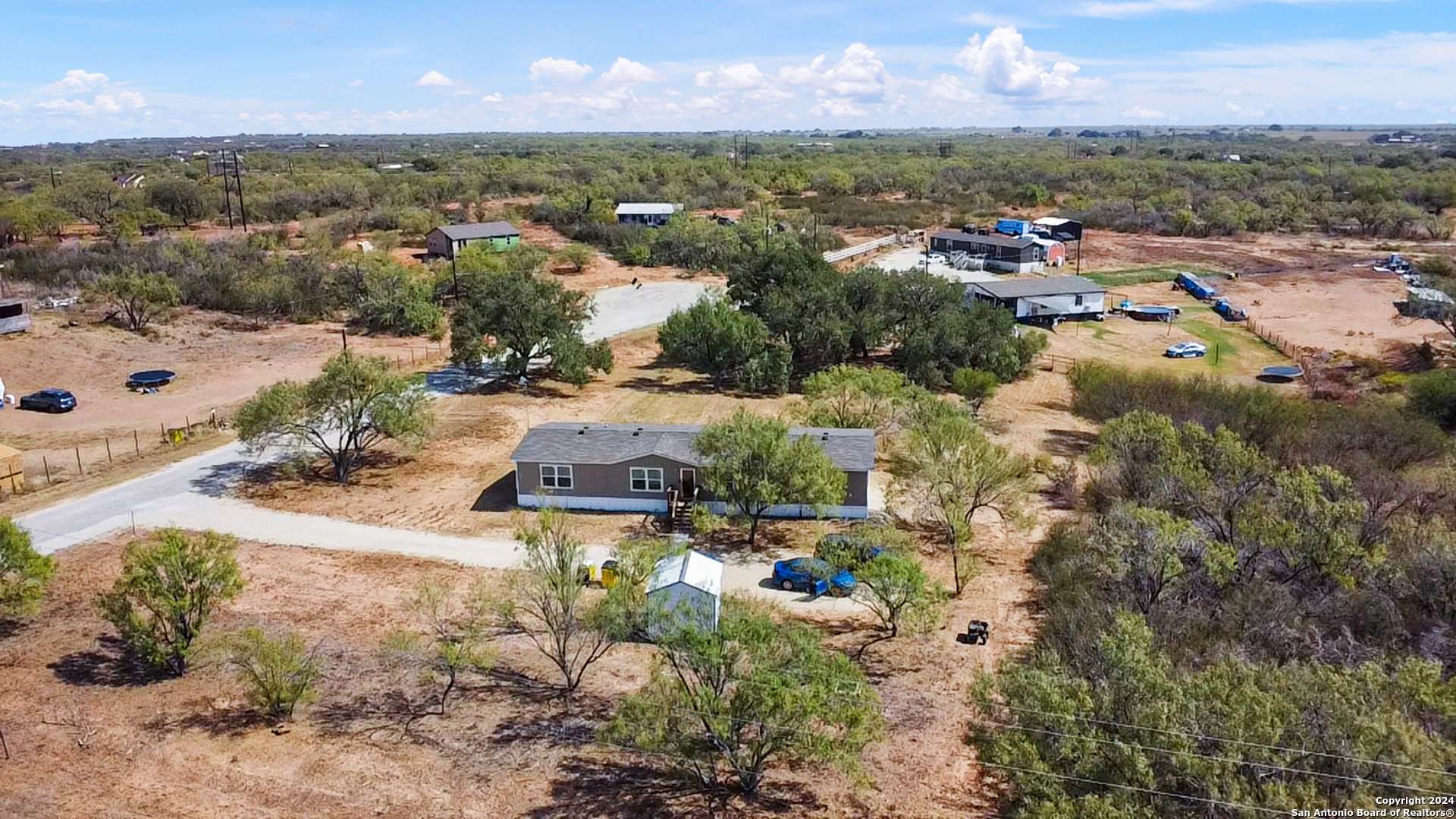 Devine, TX 78016,108 Cr 2638