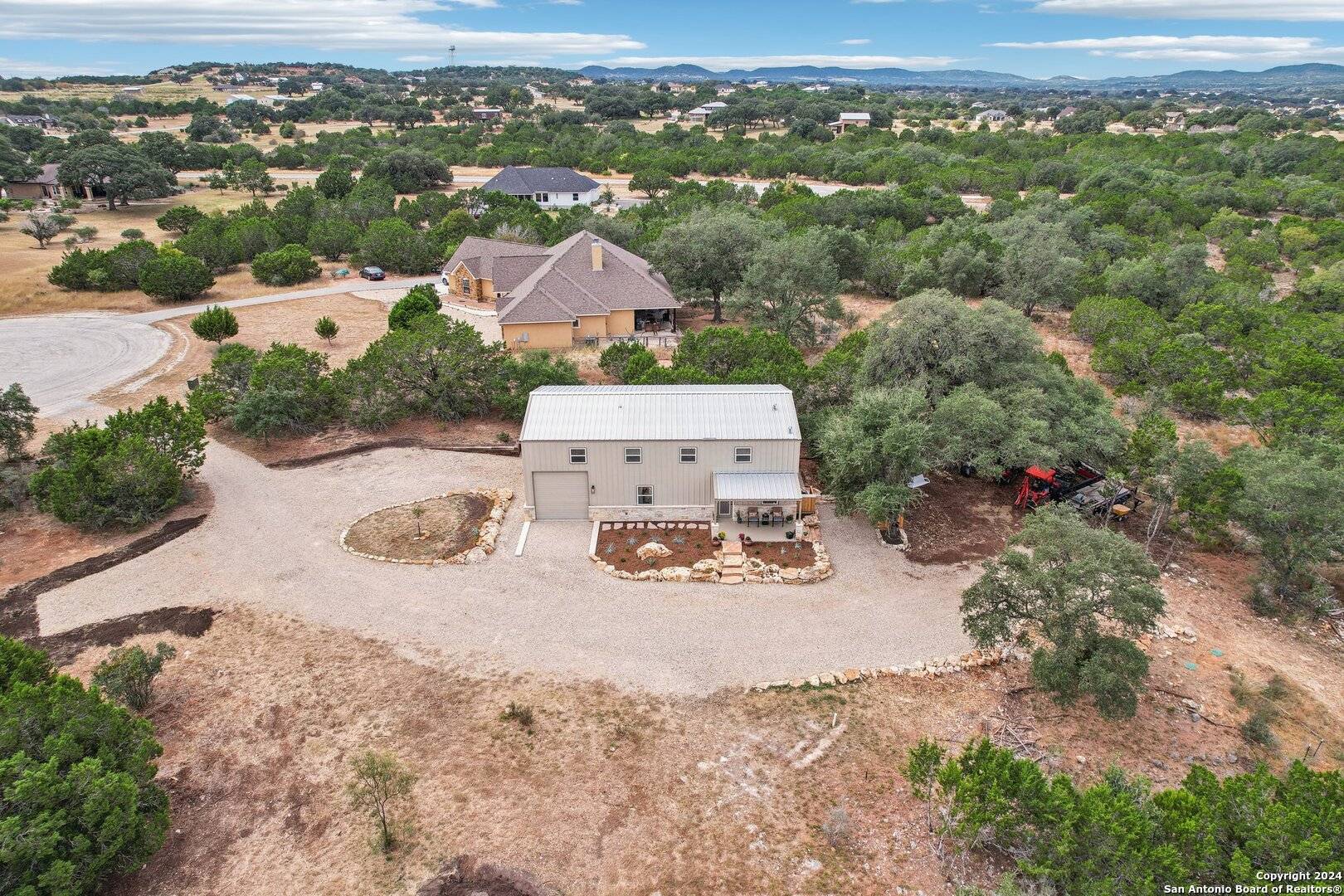 Bandera, TX 78003,105 BRIDLE RDG