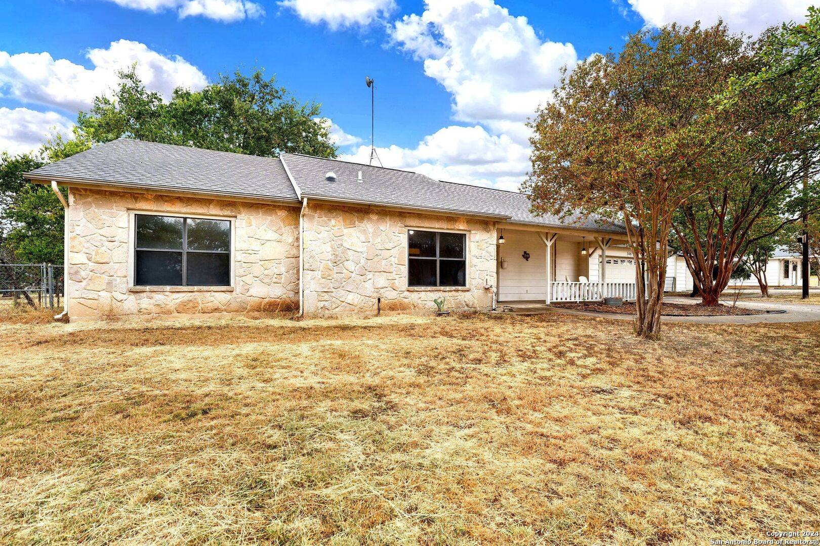 Bandera, TX 78003-4079,546 STAR