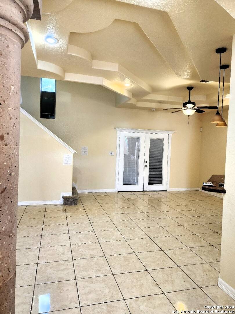 San Antonio, TX 78223-4323,311 ESMA ST