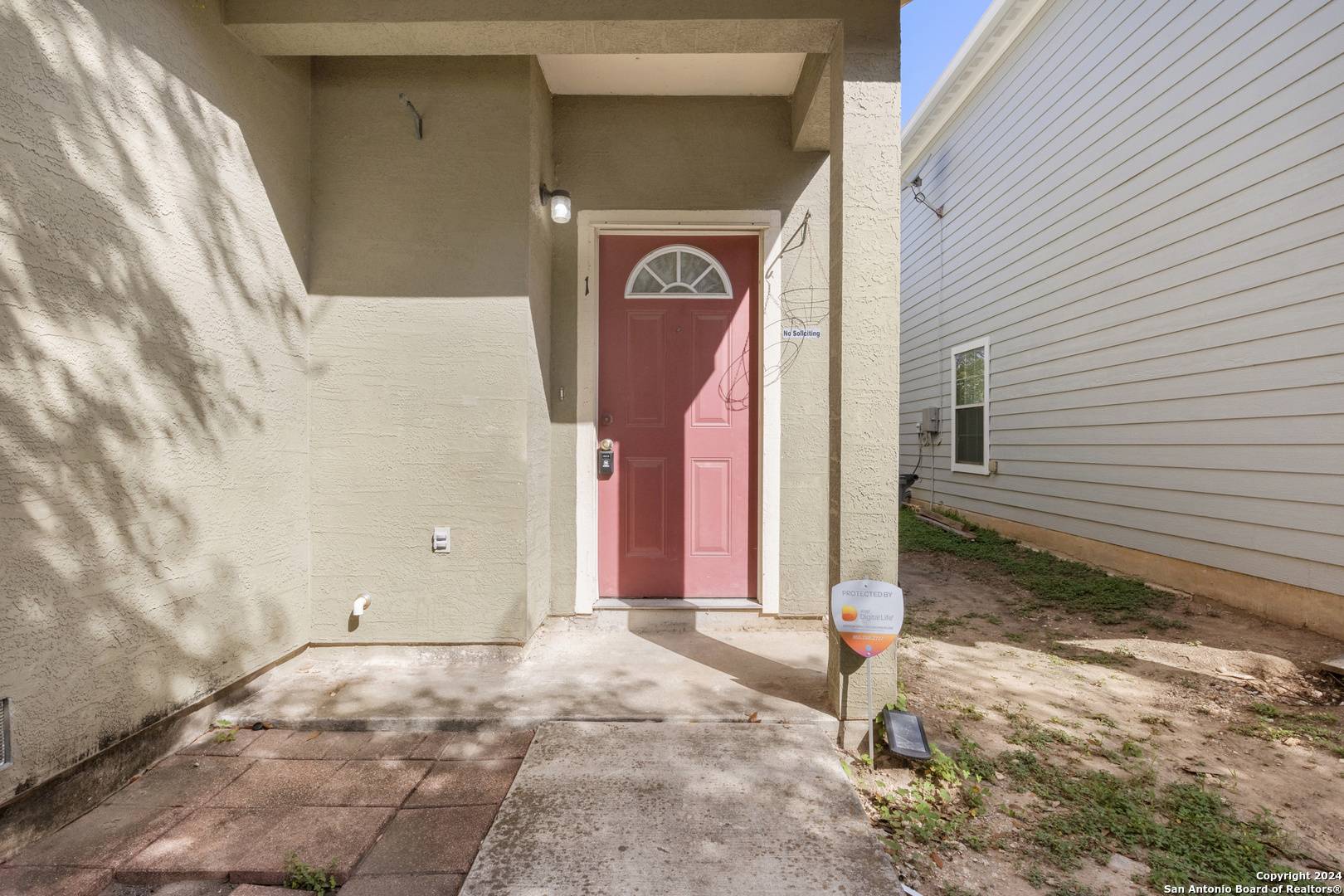 San Antonio, TX 78240-4097,7807 KINGSBURY WOOD UNIT 1