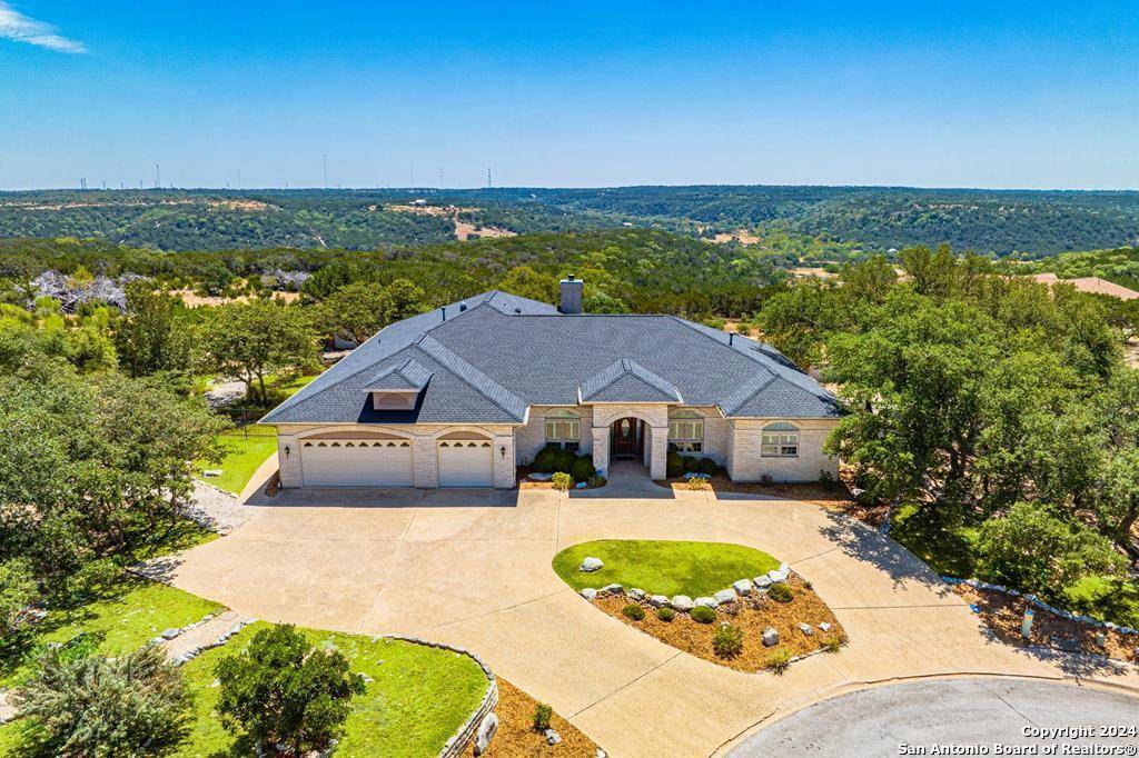 Kerrville, TX 78028,2029 Crown Ridge