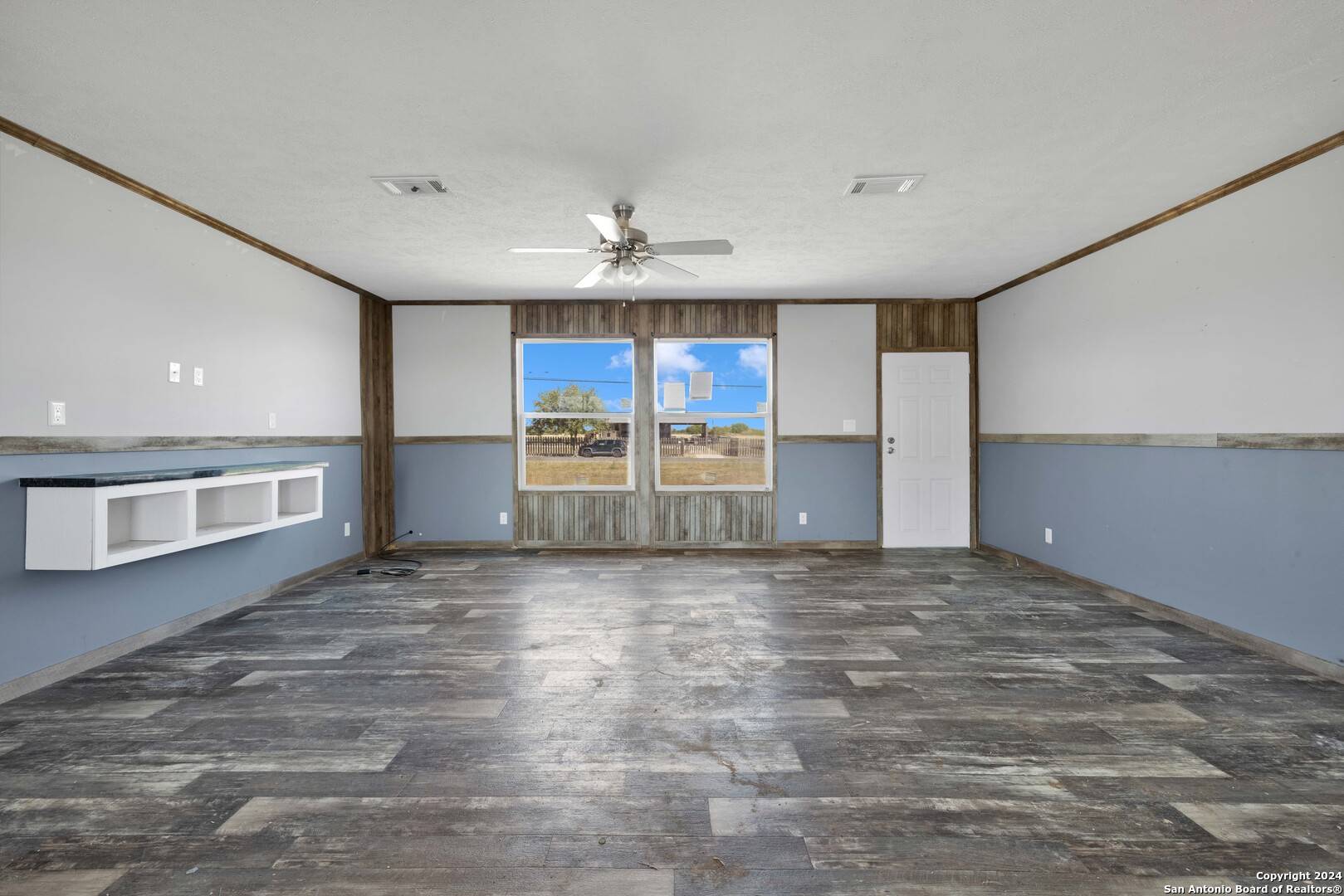 Hondo, TX 78861-6304,176 COUNTY ROAD 4631