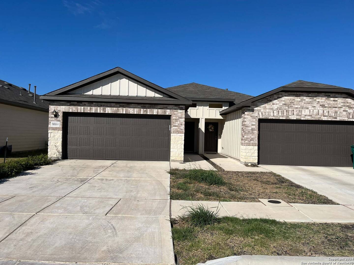 Converse, TX 78109,9311-1 Clarke Cove UNIT 1