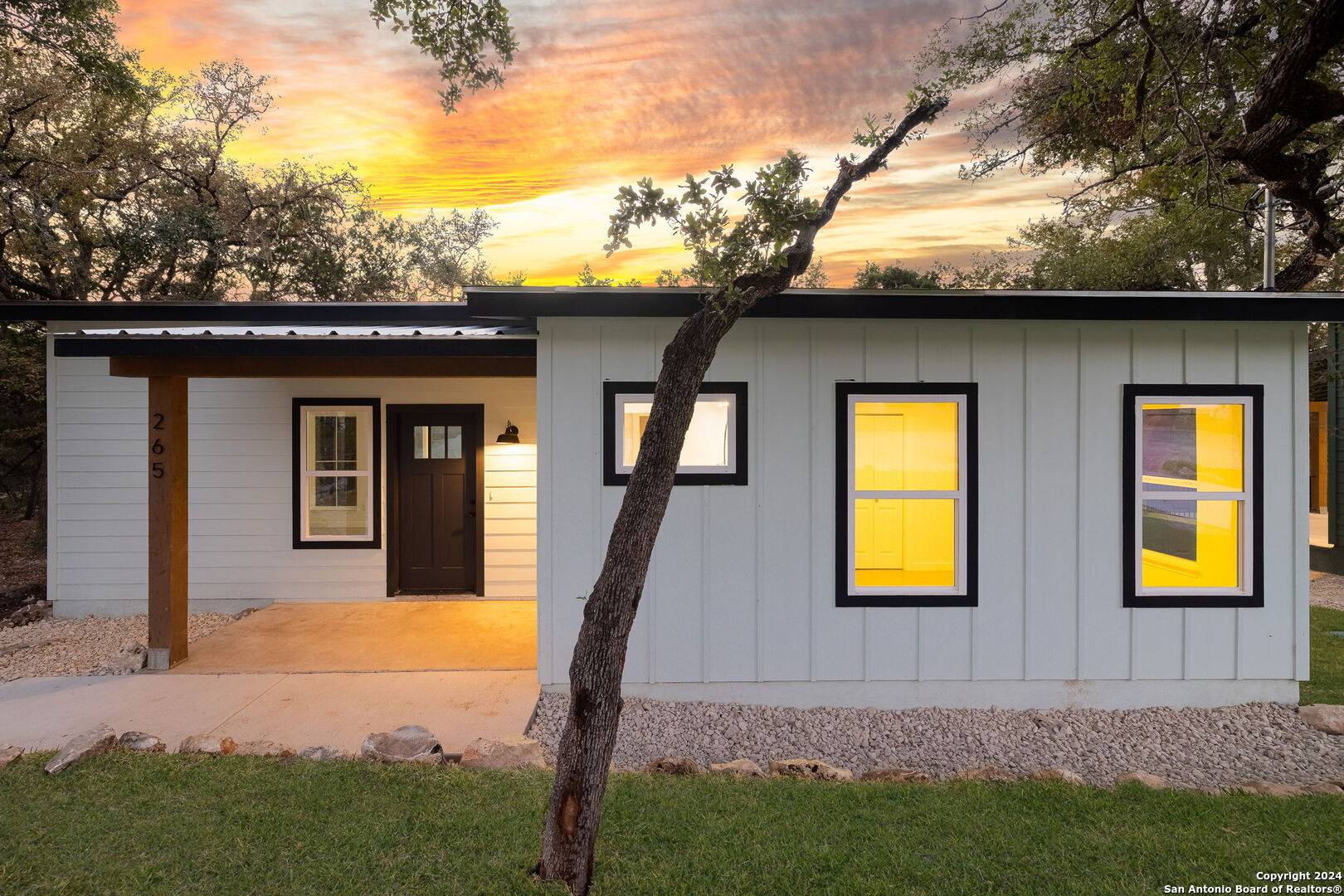 Spring Branch, TX 78070,265 TWIN LAKE TRL