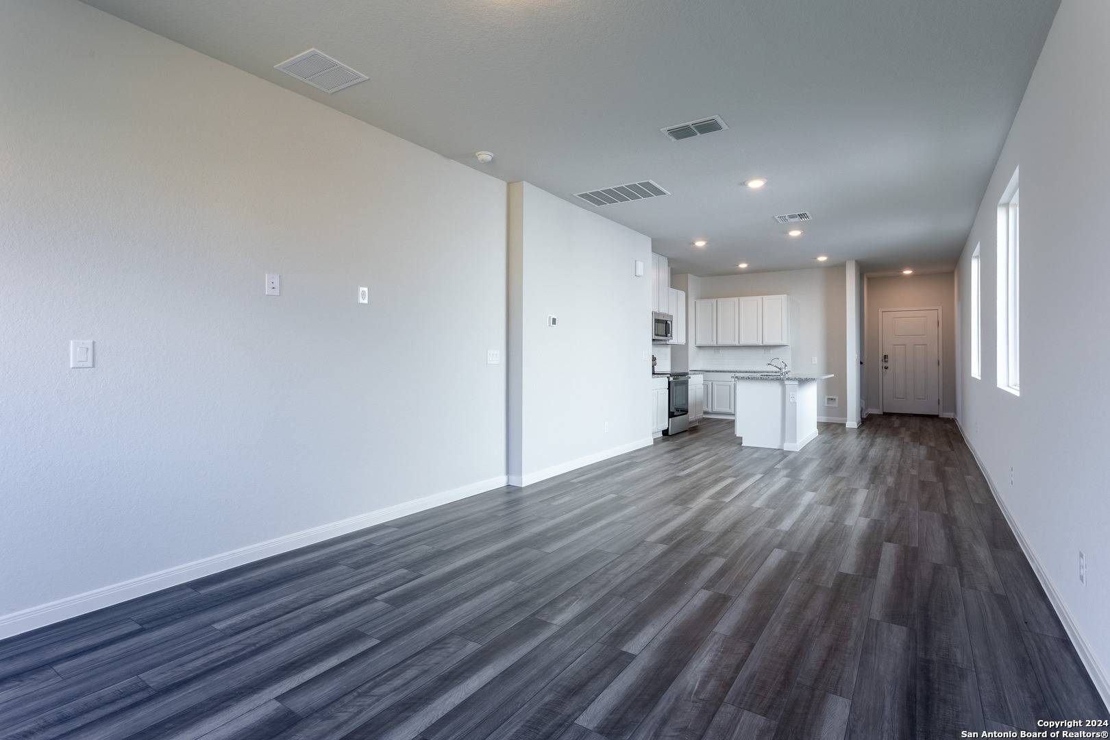 San Antonio, TX 78222,5943 Cinnabar Corner
