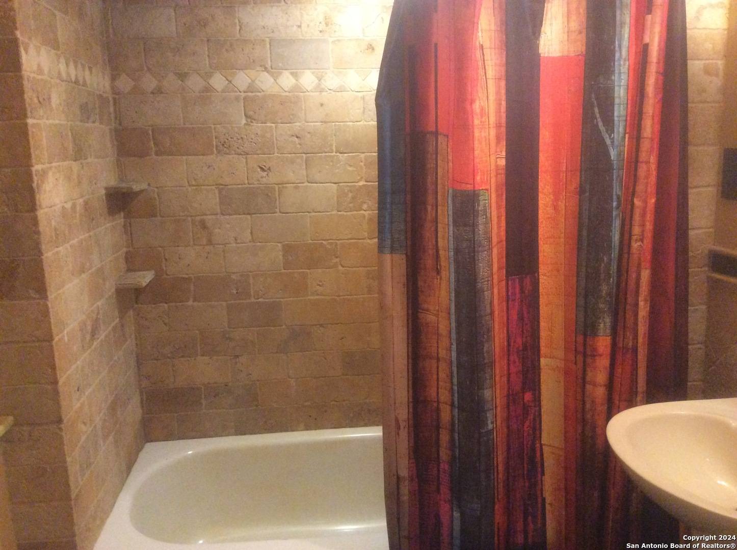 Helotes, TX 78023-3954,15149 MARIN HOLW