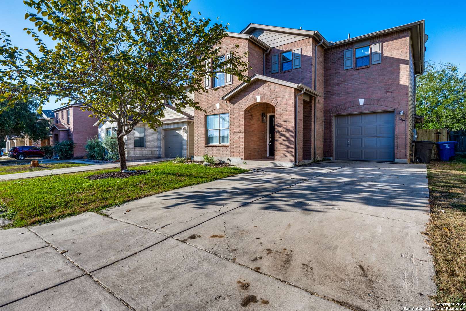 San Antonio, TX 78239,7419 CEDAR FARM