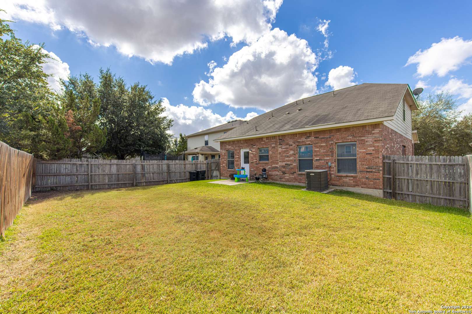 Cibolo, TX 78108-3765,104 STEER LN