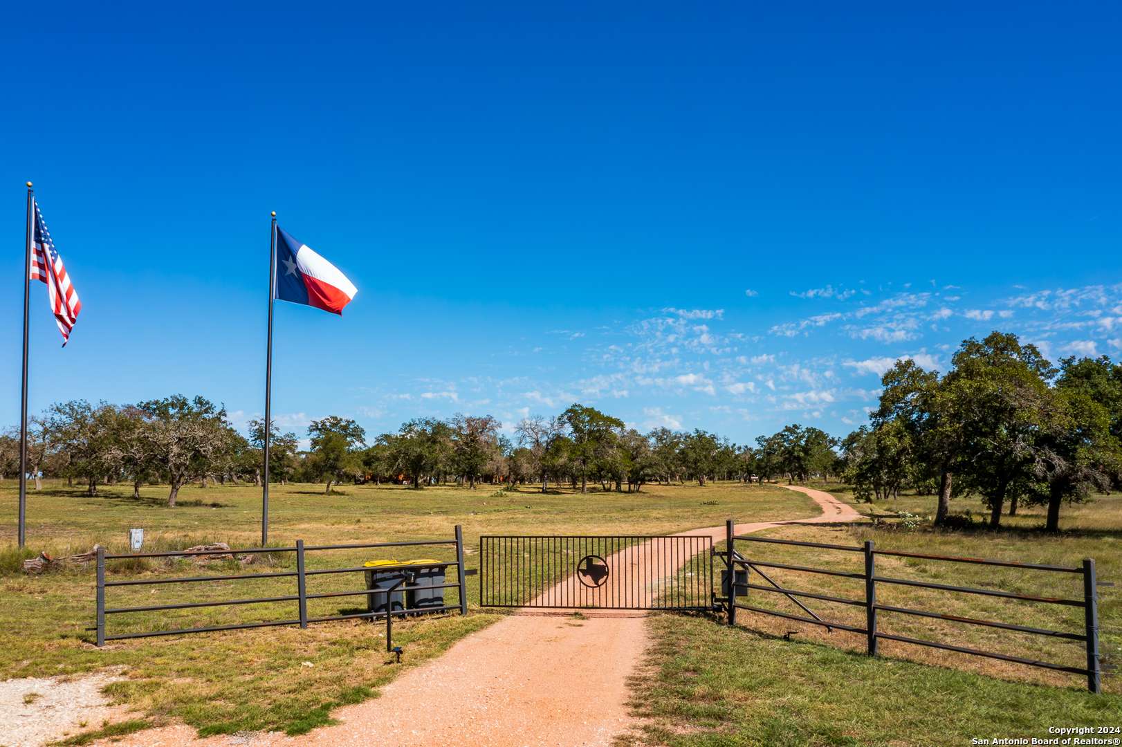 Fredericksburg, TX 78624,10 das landing