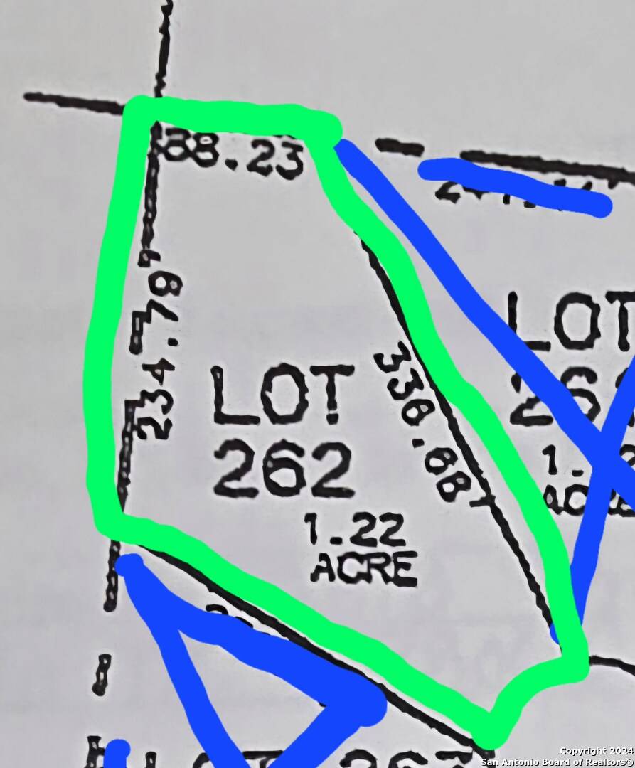 Moore, TX 78057,114 county rd 2668