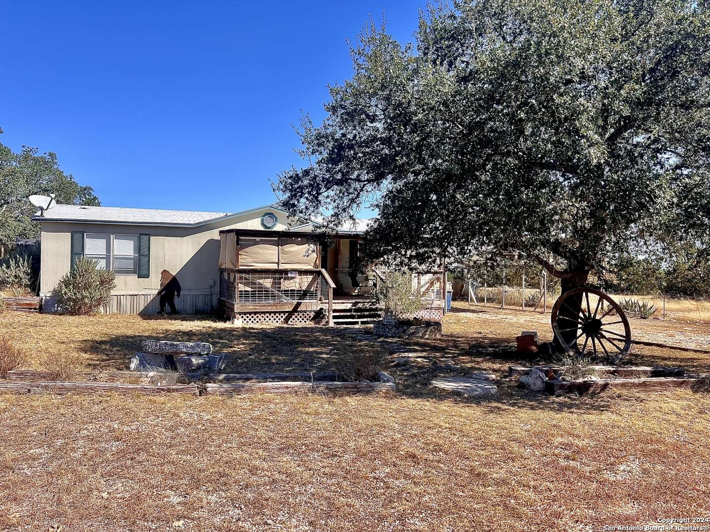 Mountain Home, TX 78058,320 sky harbor