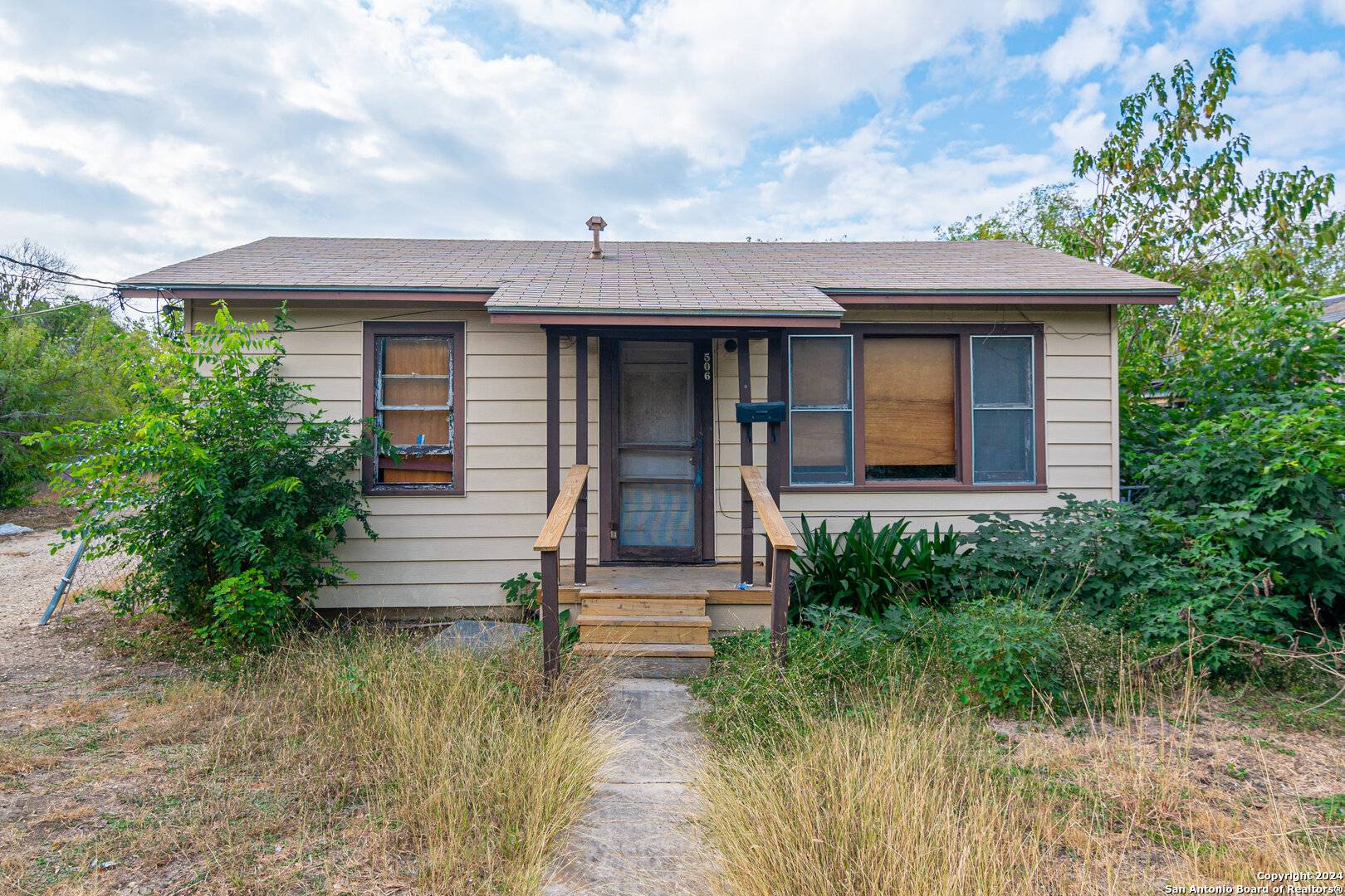 San Antonio, TX 78228-6361,506 BLUE RIDGE DR