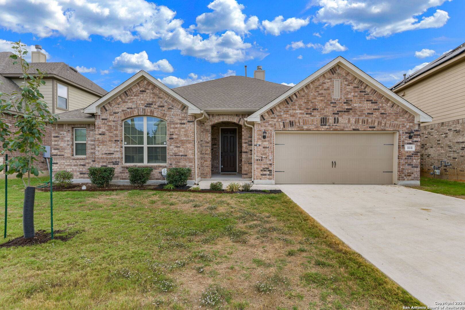 Boerne, TX 78006-2872,111 ARBOR WOODS