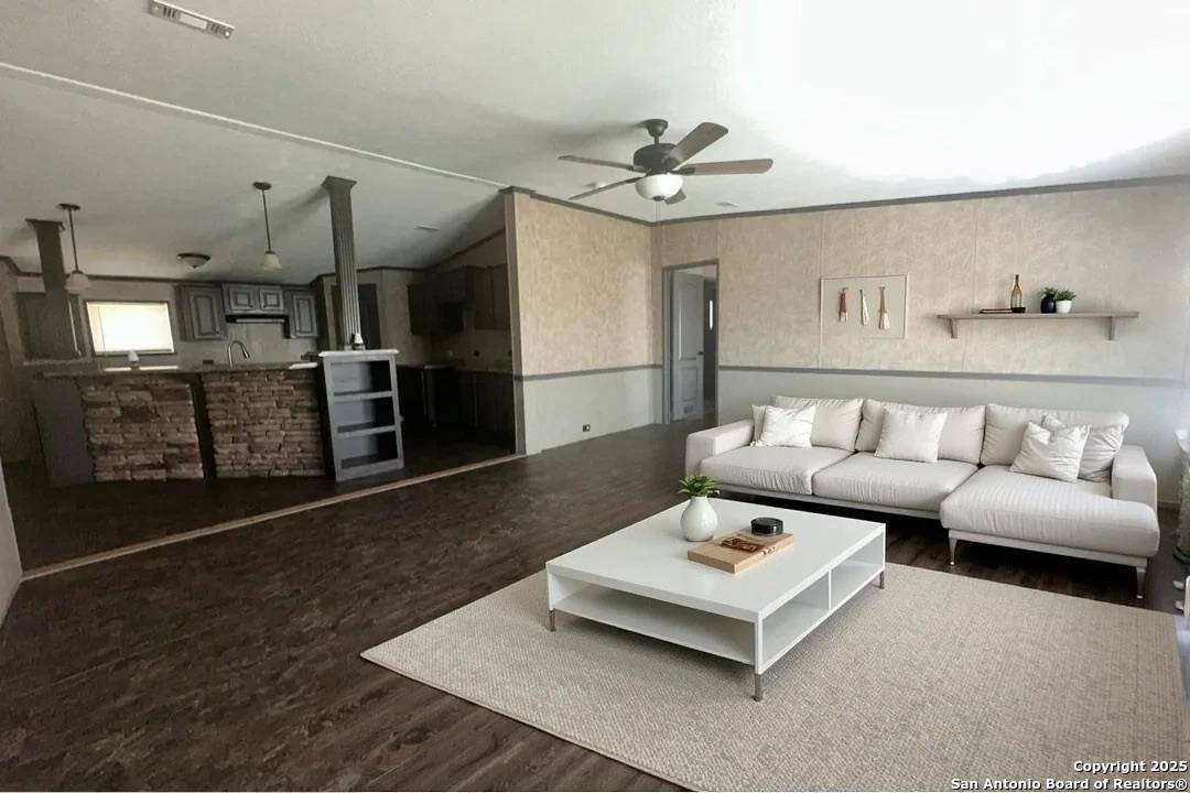 Christine, TX 78012,211 8TH ST