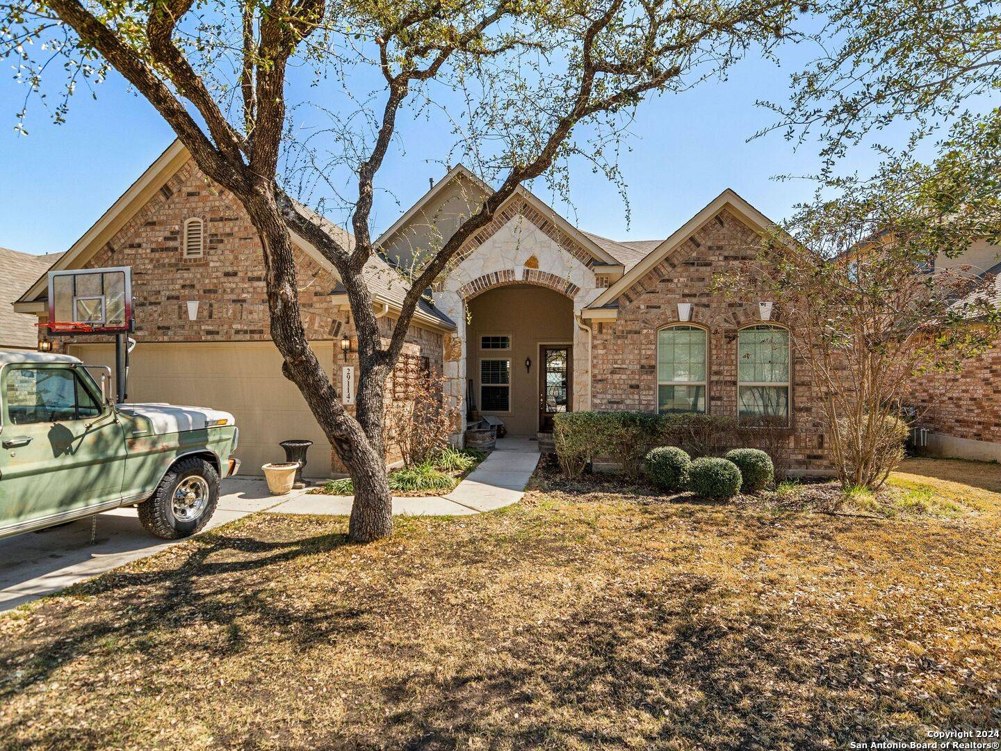 Boerne, TX 78006,29114 Bettina