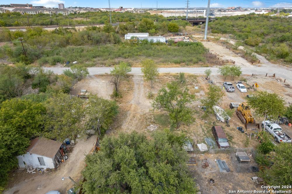 San Antonio, TX 78202,JENULL Ave