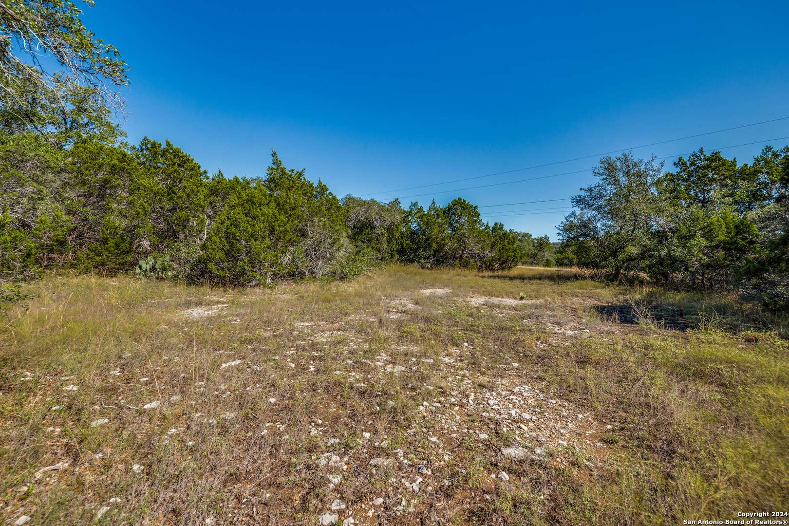 Mico, TX 78056,468 county road 2763