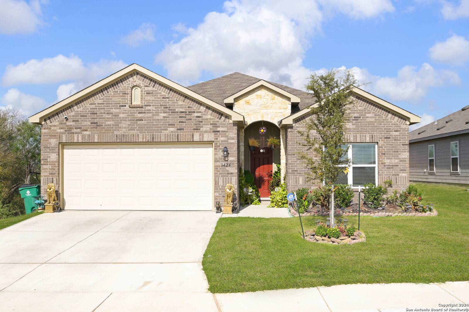 Seguin, TX 78155,3424 Sky Place