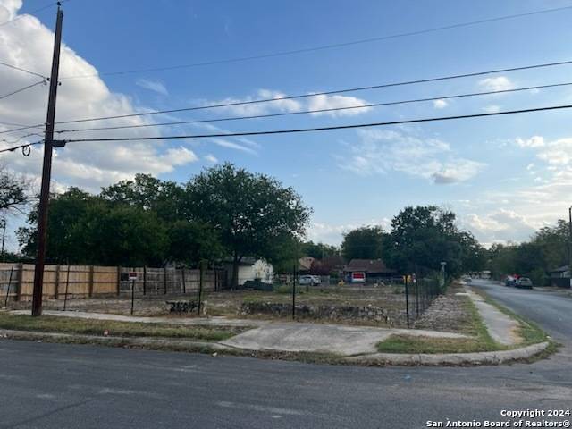 San Antonio, TX 78207,2522 TAMPICO ST