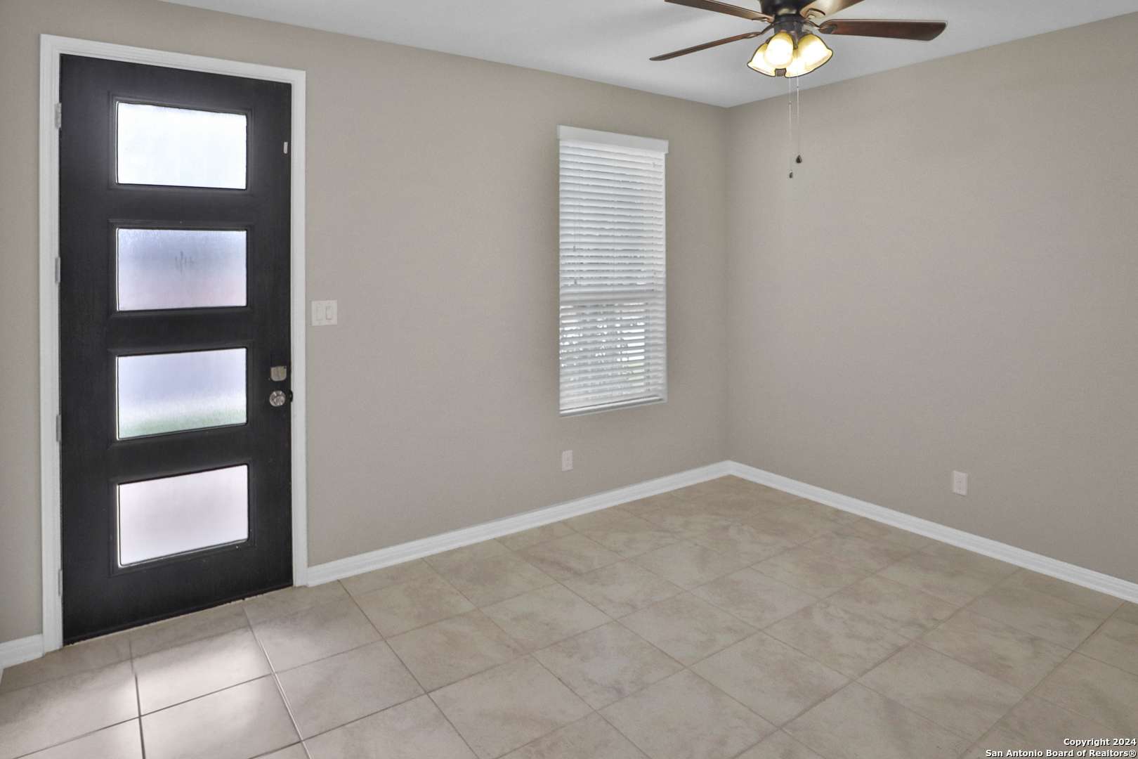 San Antonio, TX 78254-6390,8619 STRAIGHT OAKS