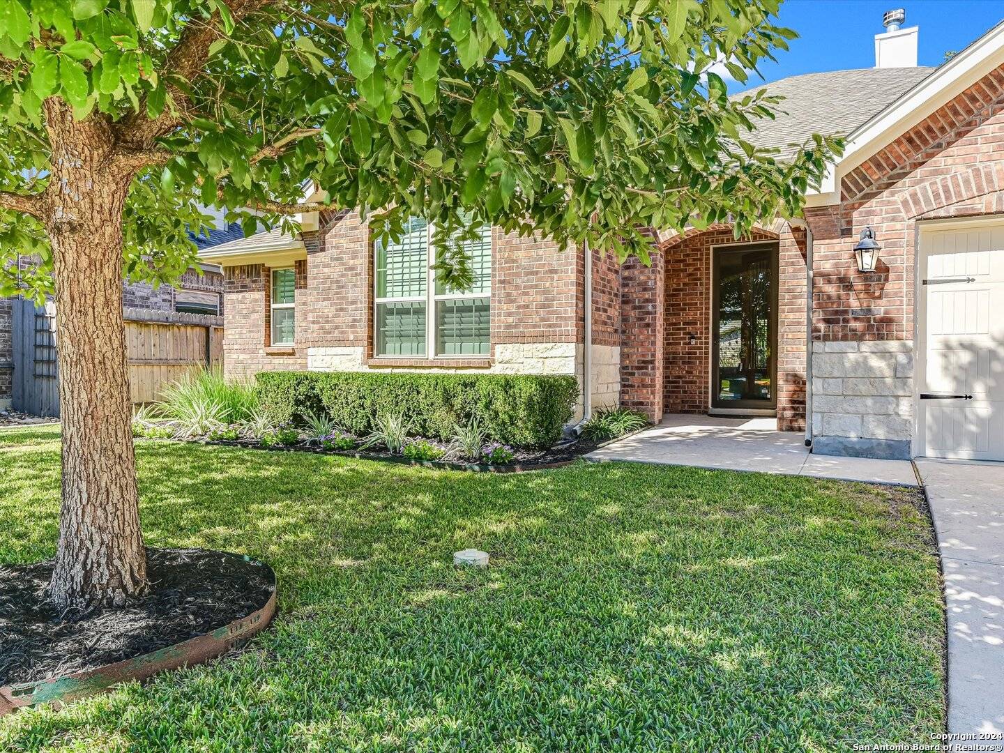 Boerne, TX 78006-2869,118 Alder Woods