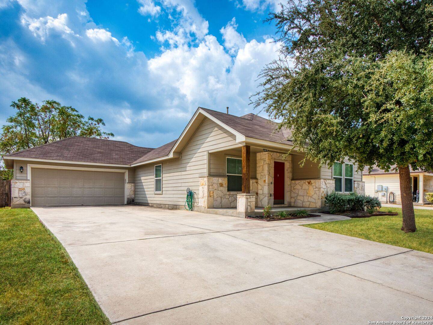 New Braunfels, TX 78130-4451,1054 CALM BREEZE