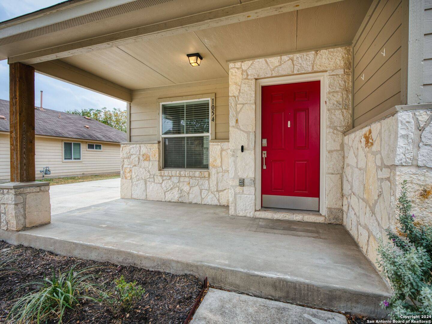 New Braunfels, TX 78130-4451,1054 CALM BREEZE