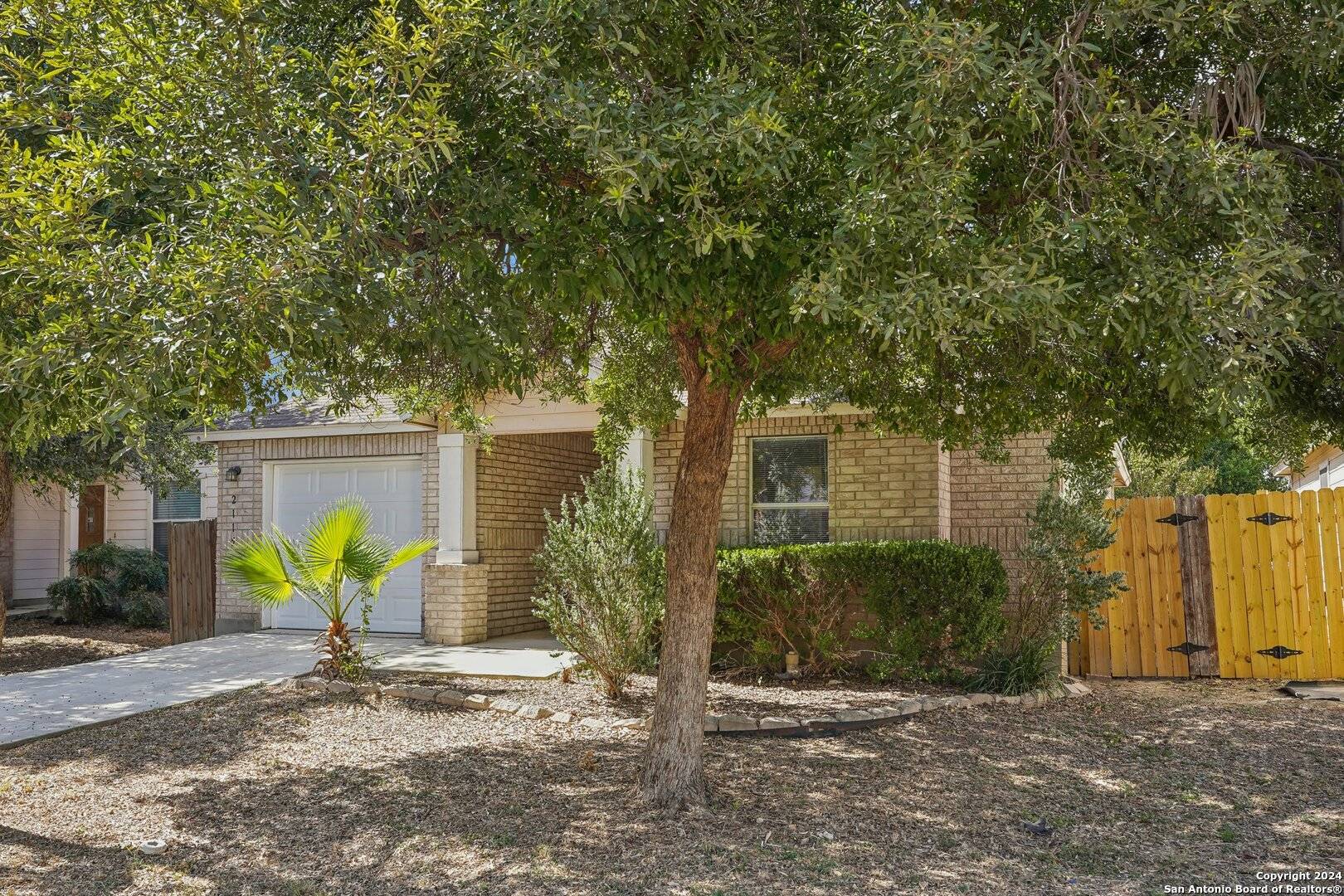 San Antonio, TX 78227-2343,2115 CLEAR CT