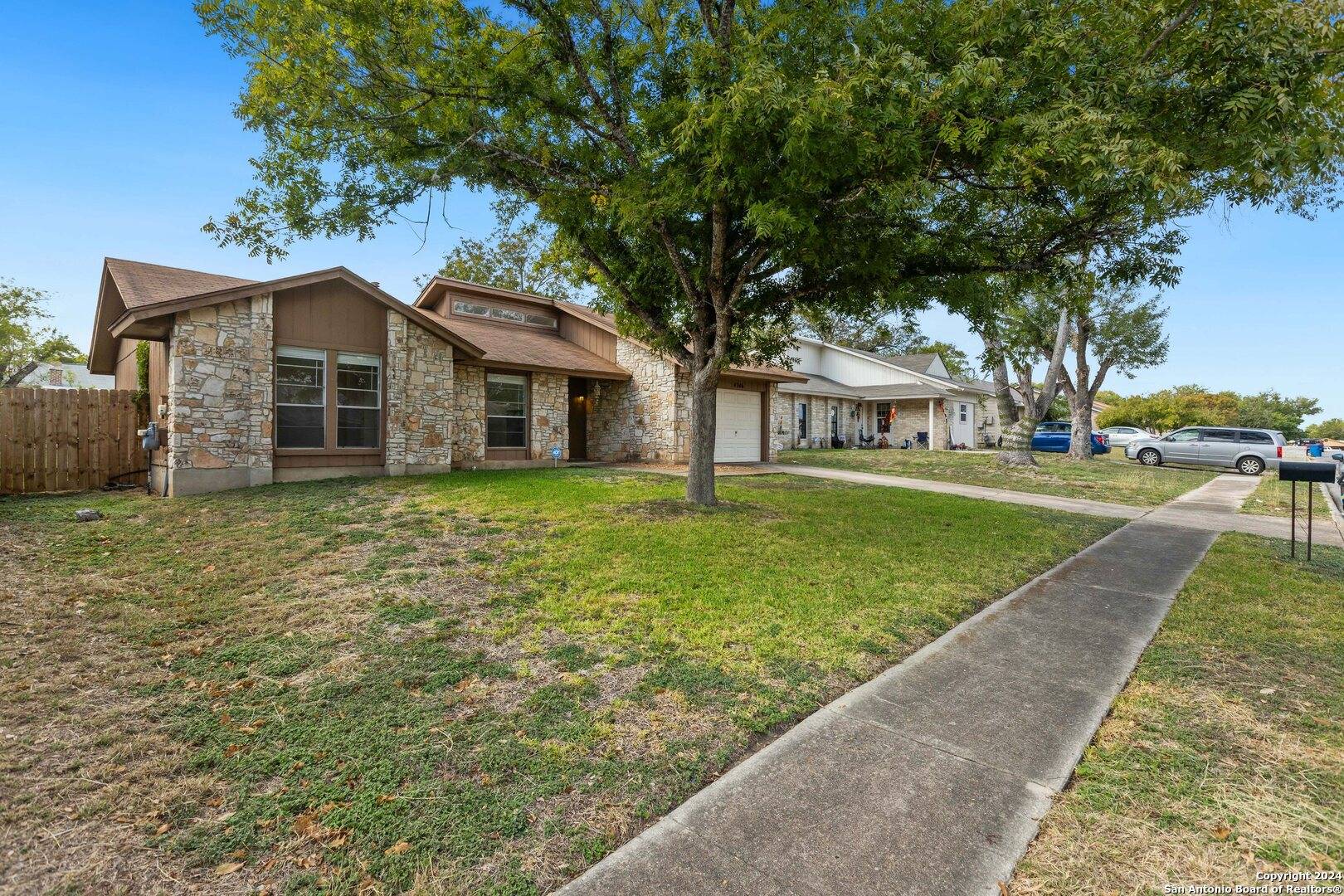 San Antonio, TX 78233-6403,4746 CASA BELLO ST