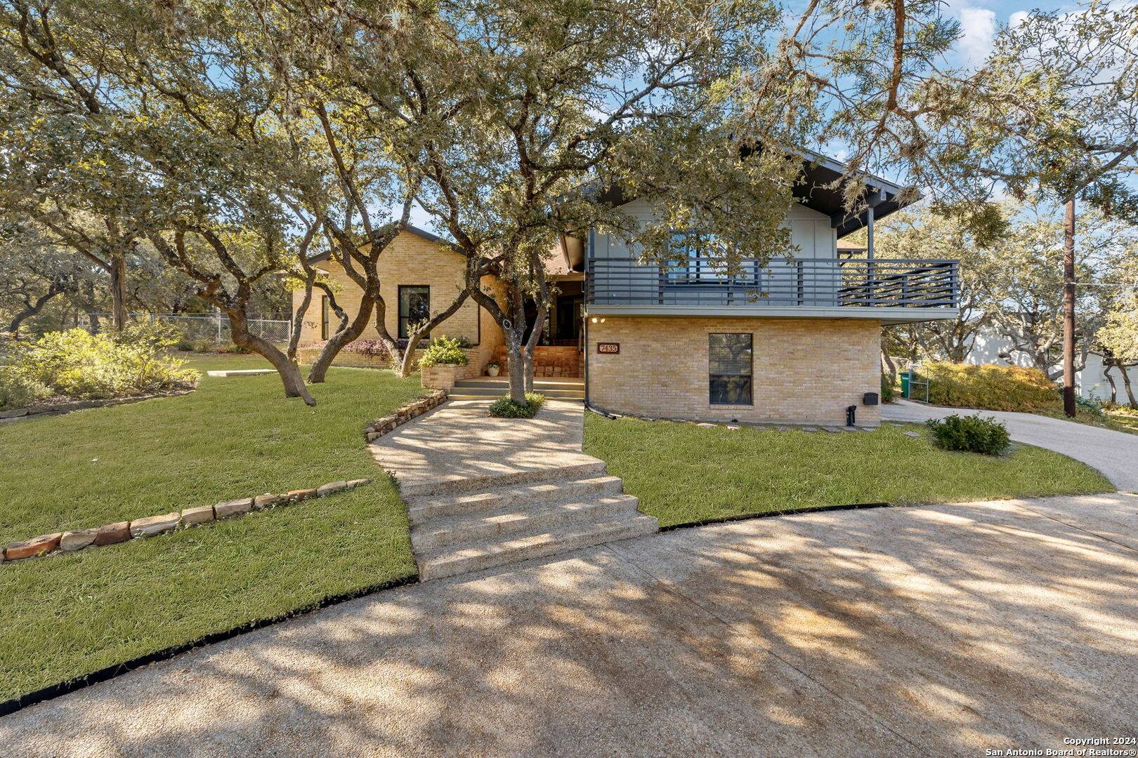 San Antonio, TX 78255-1118,7435 Hummingbird Hill Ln