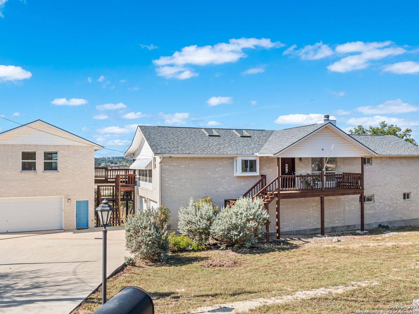 Canyon Lake, TX 78133-2925,2010 LAKESHORE DR