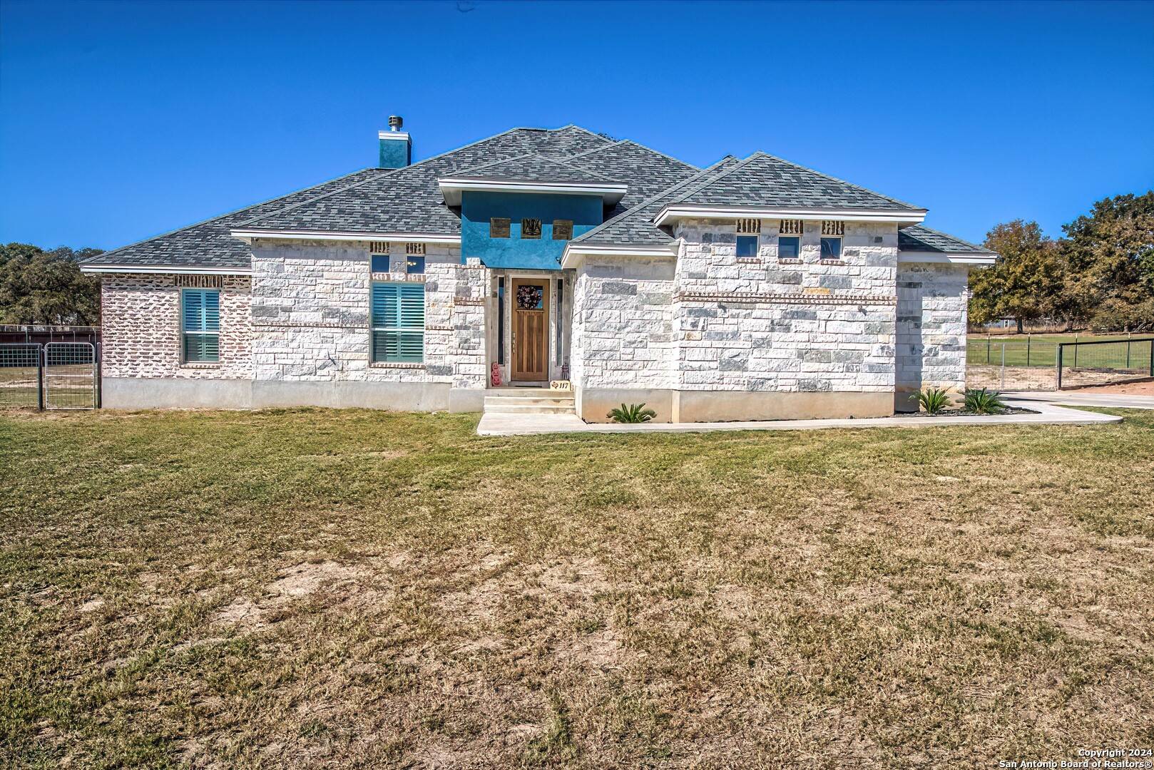 La Vernia, TX 78121-5504,117 TRANQUILITY DR