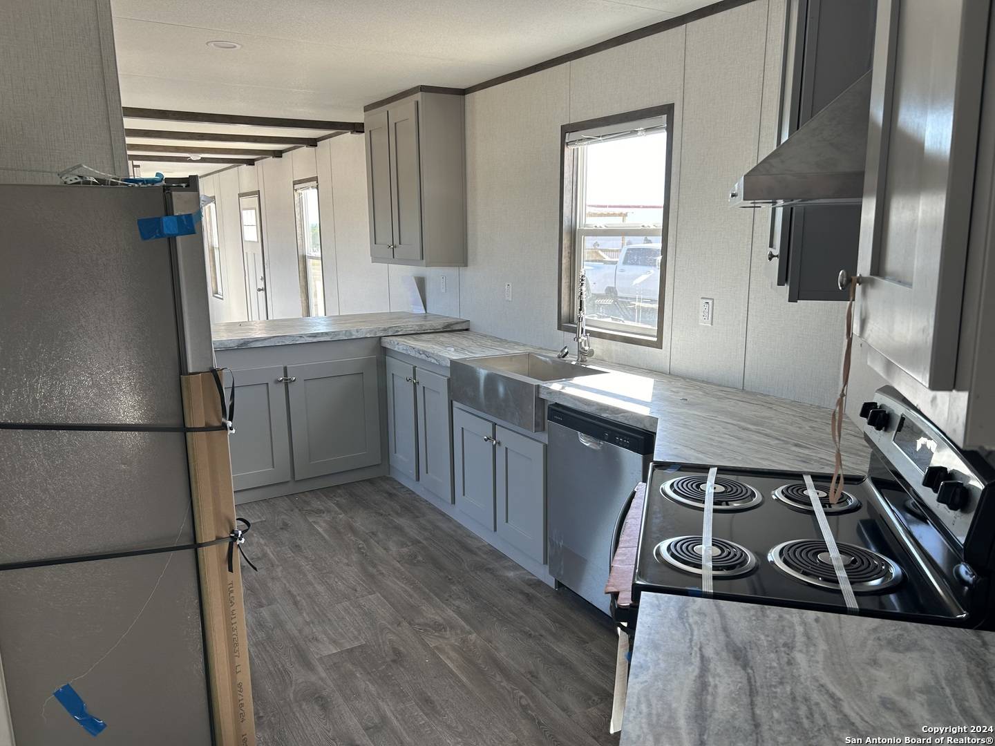 Bandera, TX 78003,252 PR 1506